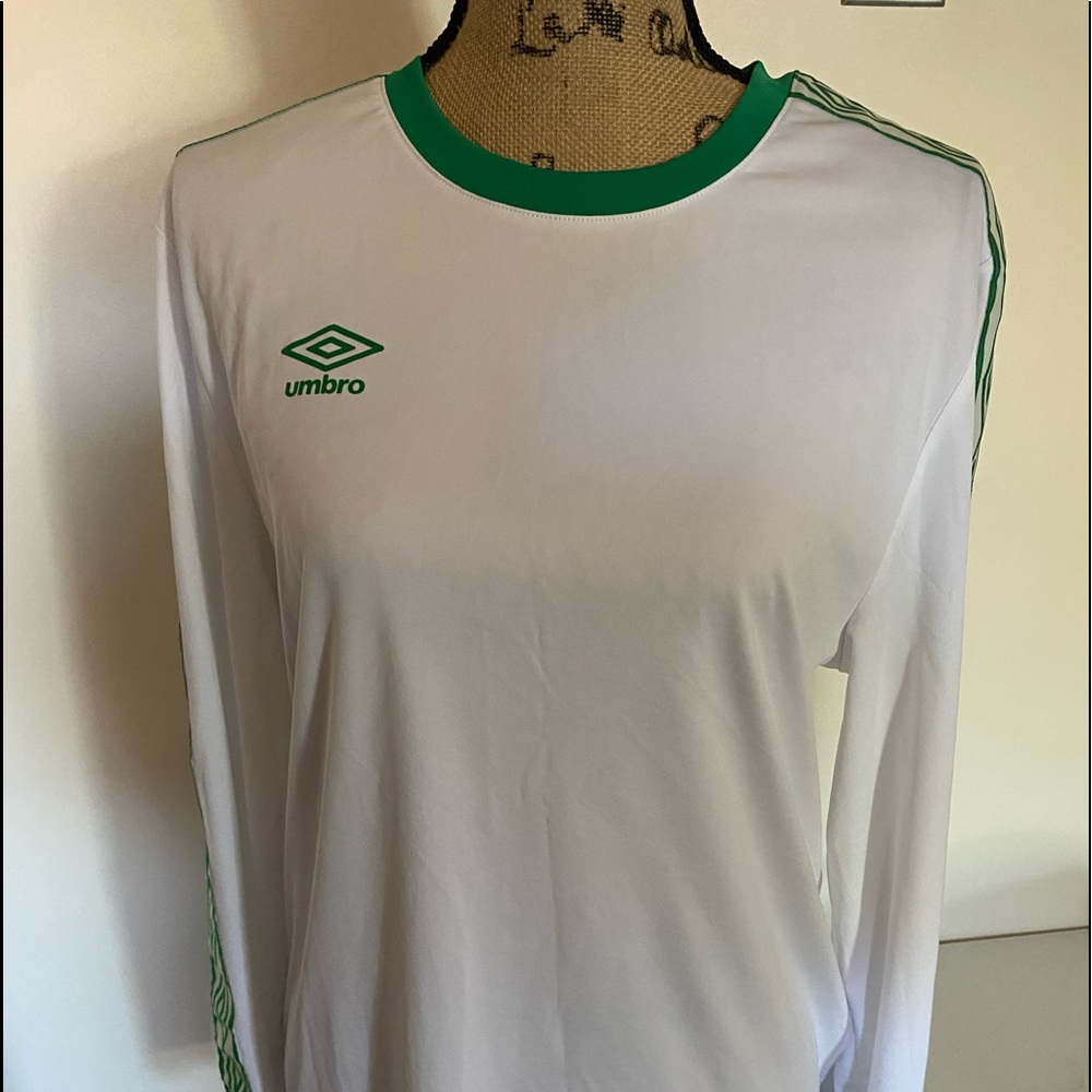 Umbro long sleeve